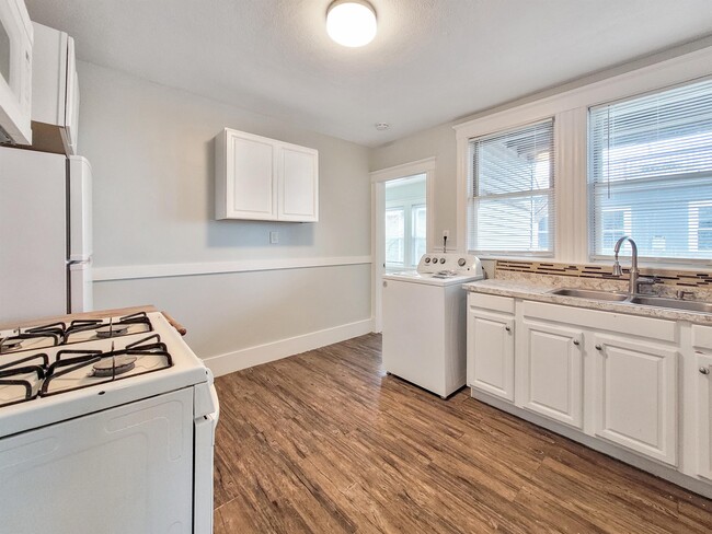 17 Wachusett St, Unit 2