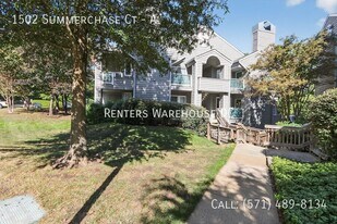 1502 Summerchase Ct in Reston, VA - Building Photo