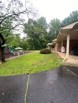 305 Hillcrest St in Sylva, NC - Building Photo