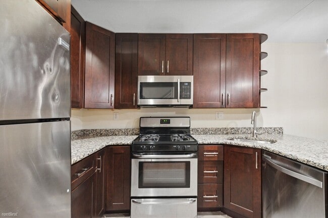 1408 Willington St photo'
