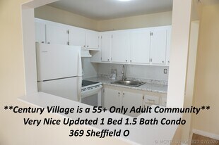 369 Sheffield O in West Palm Beach, FL - Building Photo