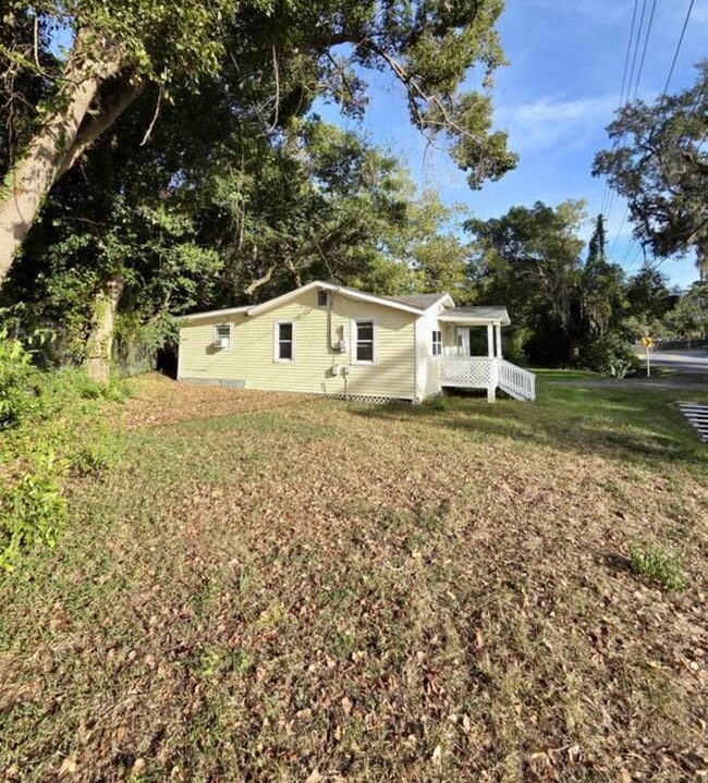 1625 Old Bainbridge Rd in Tallahassee, FL - Building Photo - Building Photo