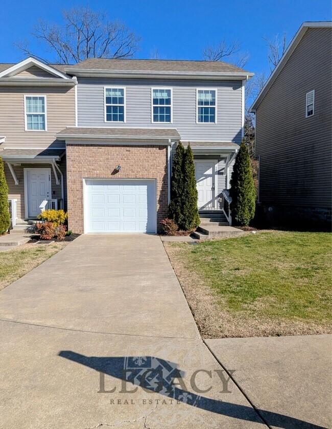 740 Pippin Dr in Nashville, TN - Building Photo - Building Photo