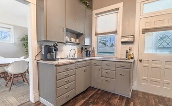 162 N 9th St, Unit 162 N. 9th Apt A in Laramie, WY - Building Photo - Building Photo