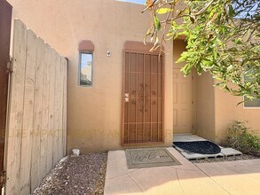 1628 N Venice Ave in Tucson, AZ - Building Photo - Building Photo