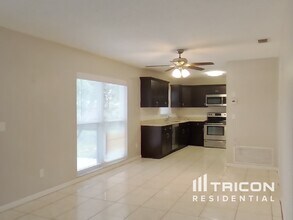 12624 Eddington Rd in Spring Hill, FL - Building Photo - Building Photo