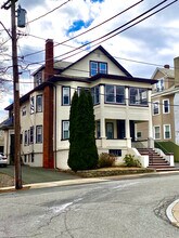 24 Clyde Rd in Watertown, MA - Foto de edificio - Building Photo