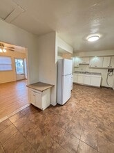 1301 W Eureka St in Urbana, IL - Building Photo - Building Photo