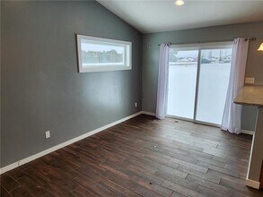 1109 8th Ave SW in Isanti, MN - Building Photo - Building Photo