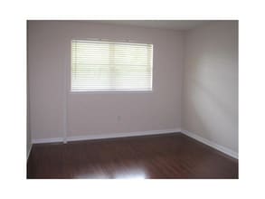 812 Martin Behrman Ave in Metairie, LA - Building Photo - Building Photo