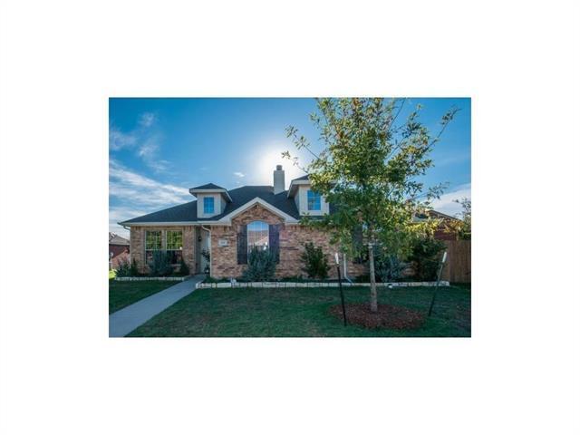 212 Shadow Bend Dr in Red Oak, TX - Building Photo