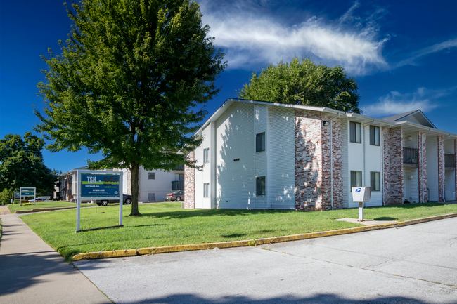 TSH in Springfield, MO - Foto de edificio - Building Photo