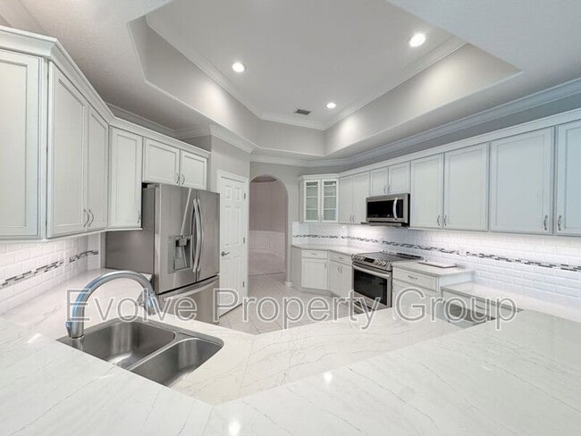 property at 822 Summer Bay Dr