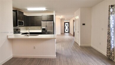 561 NE 6th Pl in Florida City, FL - Building Photo - Building Photo