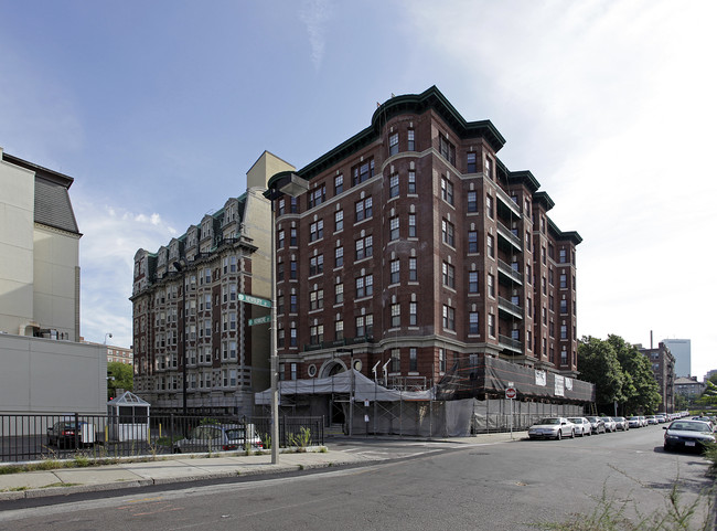 Kenmore Abbey in Boston, MA - Foto de edificio - Building Photo