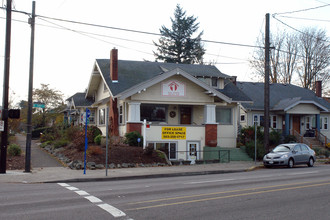 3123-3127 NE 67th Ave in Portland, OR - Building Photo - Building Photo