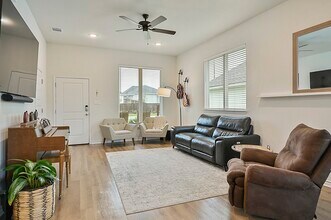 3408 Pointe du Hoc Dr in Bryan, TX - Building Photo - Building Photo