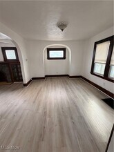 612 Hallie Ave in Akron, OH - Building Photo - Building Photo