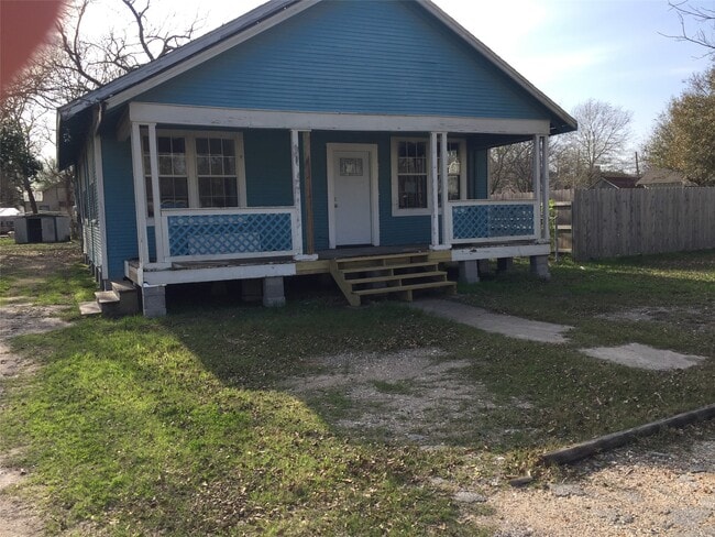 property at 310 Foerster St