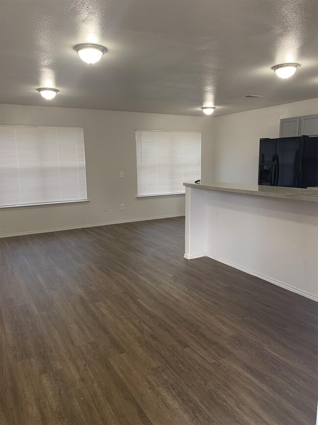 201 Lanham Ct in White Settlement, TX - Building Photo - Building Photo