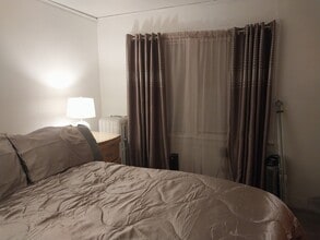 1153 Queen Anne Rd in Teaneck, NJ - Foto de edificio - Building Photo