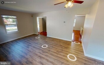 939 Barton Oaks Pl in Herndon, VA - Building Photo - Building Photo