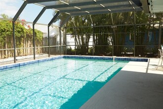 2836 Coventry Dr in Sarasota, FL - Building Photo - Building Photo