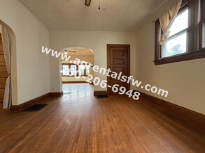 811 Columbia Ave in Fort Wayne, IN - Building Photo - Building Photo