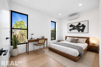 411 11th St, Unit 4 in Brooklyn, NY - Building Photo - Building Photo