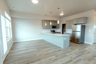 Pomona Park Townhomes in Grand Junction, CO - Building Photo - Building Photo