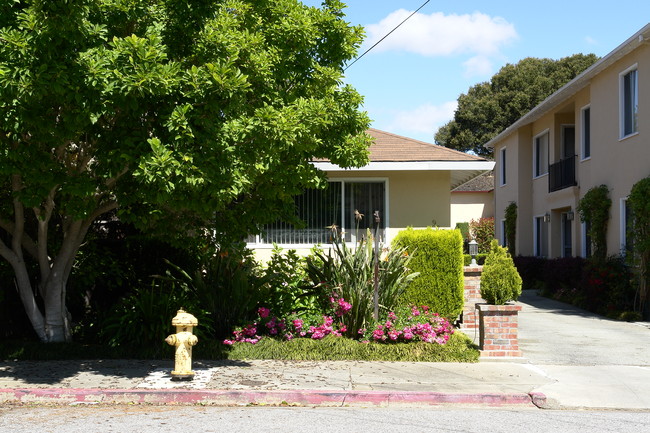 972 Alice Ln in Menlo Park, CA - Building Photo - Building Photo