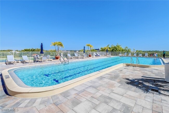 property at 450 Bayfront Pl