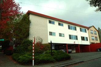 1808 E Thomas St in Seattle, WA - Foto de edificio - Building Photo