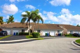 1841 SW 116th Way in Miramar, FL - Building Photo