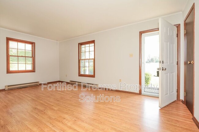 114 Myers Dr in Thomasville, NC - Building Photo - Building Photo