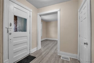 395 Hampshire St in Buffalo, NY - Building Photo - Building Photo
