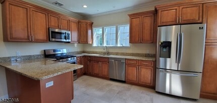 54 Park Ave in Garfield, NJ - Building Photo - Building Photo