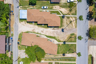 802 Redwood Ave in McAllen, TX - Building Photo - Building Photo