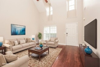 1025 Lakewalk Dr in Nashville, TN - Building Photo - Building Photo