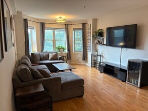 1 Cityview Ln in Quincy, MA - Building Photo - Building Photo