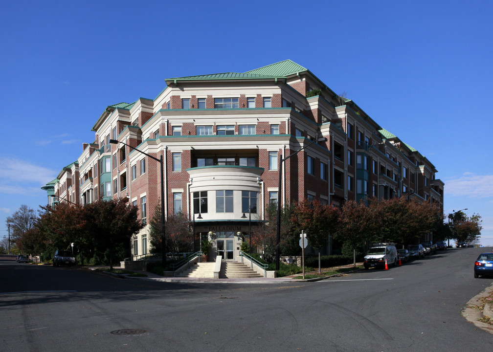 The Palladium at McLean in McLean, VA - Building Photo