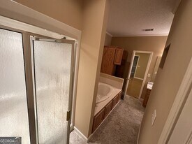 650 Fairfield Dr in Dublin, GA - Building Photo