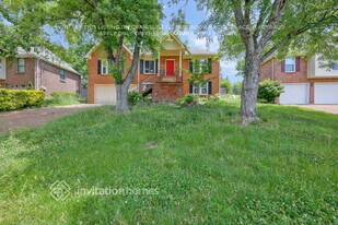 816 Restover Ct in Nashville, TN - Building Photo