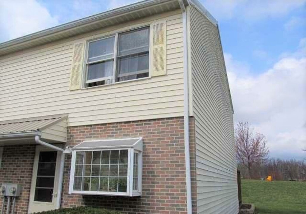 601 Marjorie Mae St in State College, PA - Building Photo