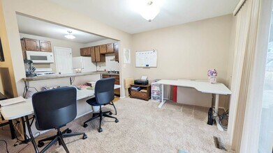 602 Hanover Ct in Schaumburg, IL - Building Photo - Building Photo