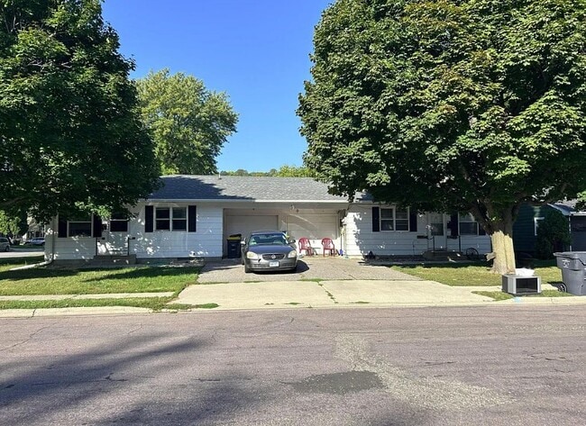 property at 707 Sherman St