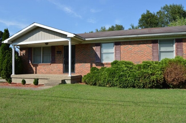 3113 Rockaway Dr in Louisville, KY - Foto de edificio - Building Photo
