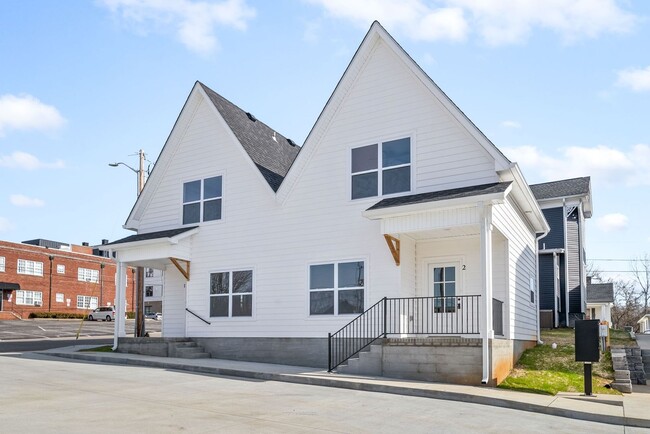 106 Cooper Pl in Clarksville, TN - Building Photo - Building Photo