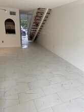 15389 S Dixie Hwy in Palmetto Bay, FL - Building Photo - Building Photo