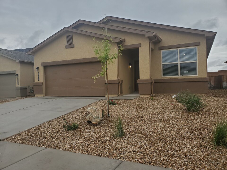 771 Desert Senna Ave SW in Los Lunas, NM - Building Photo